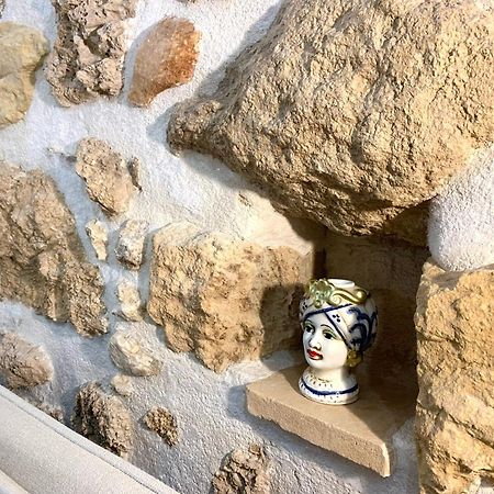 B&B Vinci Noto Buitenkant foto