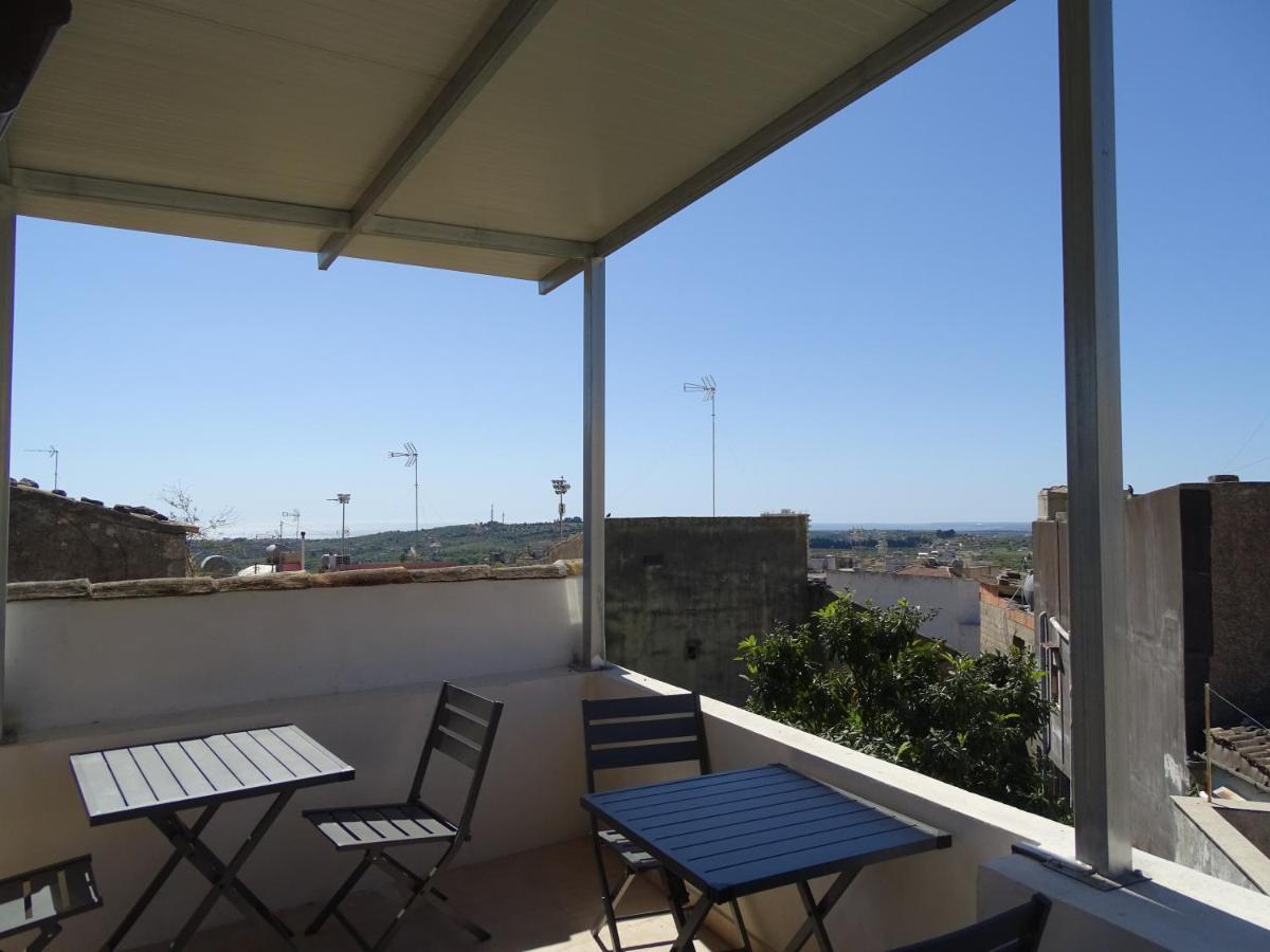 B&B Vinci Noto Buitenkant foto