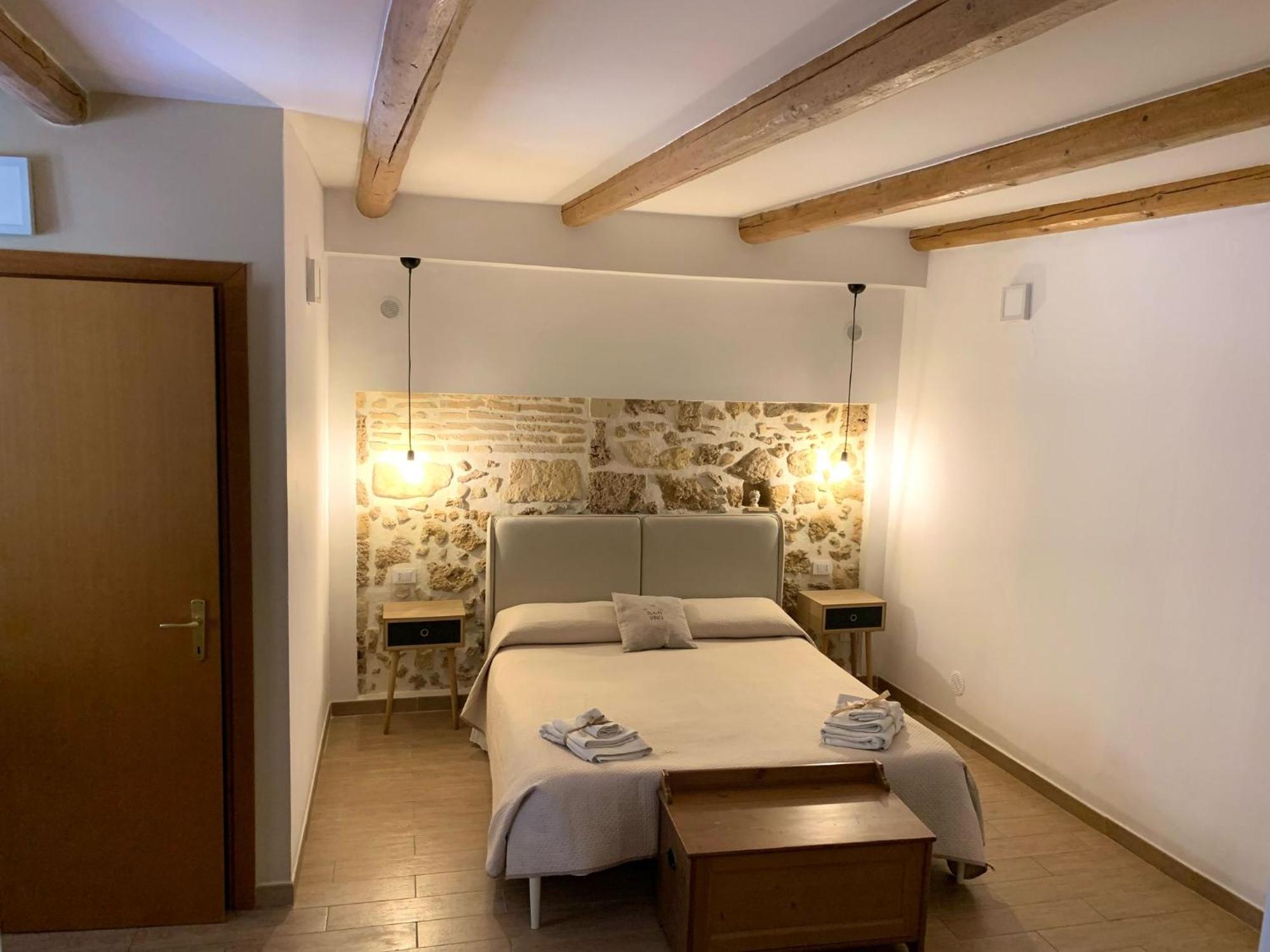 B&B Vinci Noto Buitenkant foto