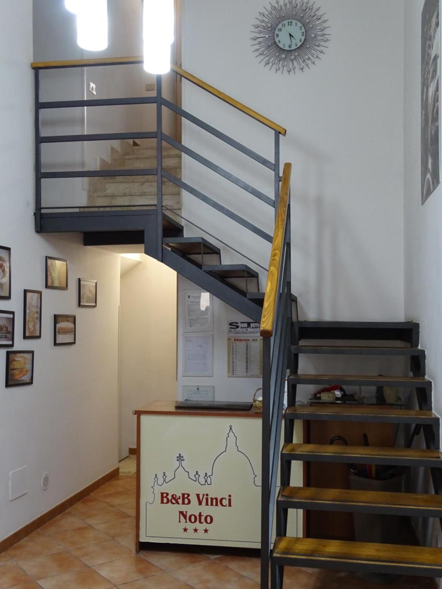 B&B Vinci Noto Buitenkant foto