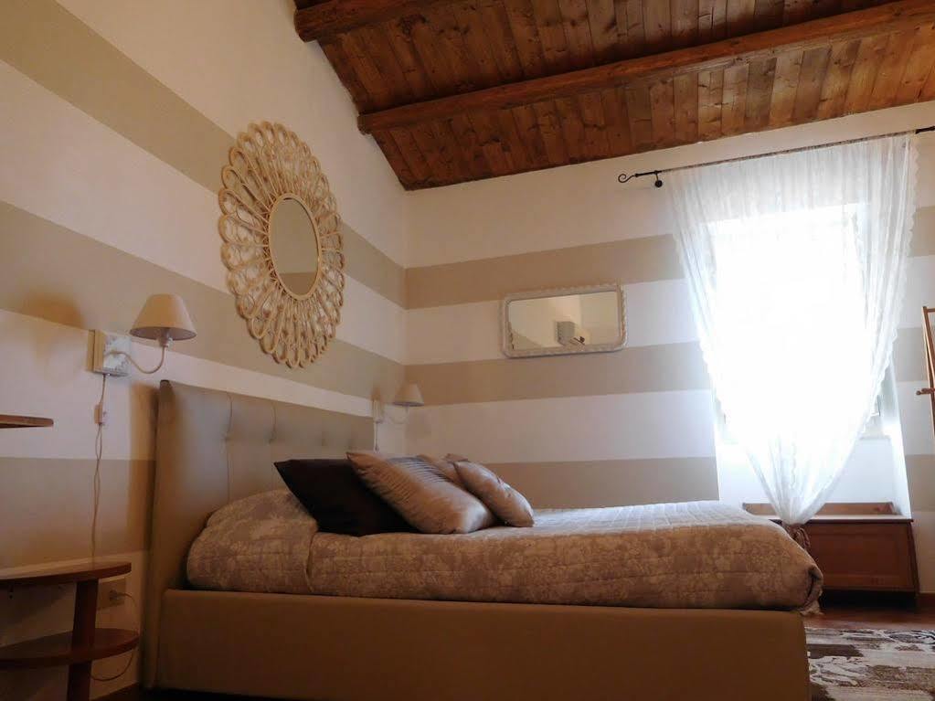 B&B Vinci Noto Buitenkant foto