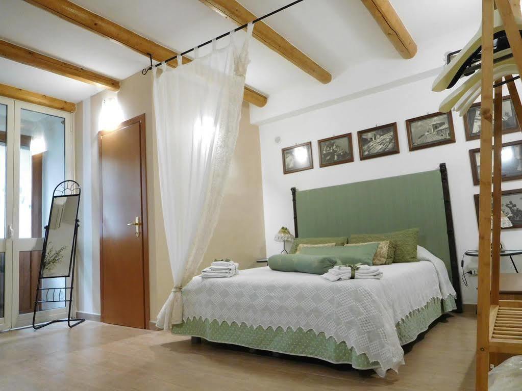 B&B Vinci Noto Buitenkant foto